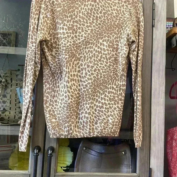 Banana Republic Leopard Print Button-Front Cardigan – Size Small - Picture 6 of 6